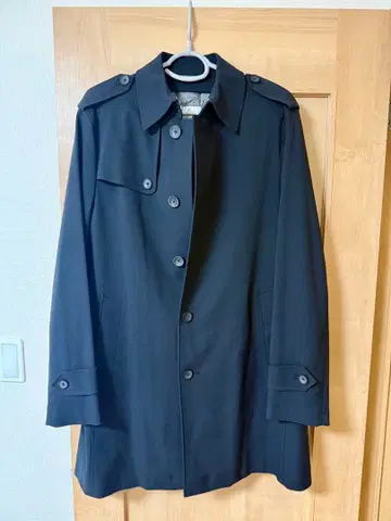 LES MUES 블랙 트렌치코트