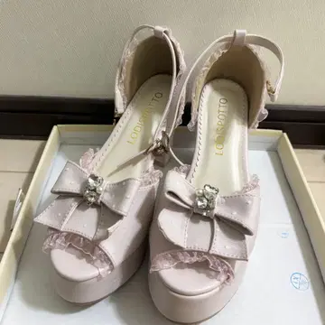 로디스포토 리본 펌프스 로퍼 샌들 펄