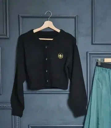 새상품 시마무라 치하루 디즈니 아나와 눈의 여왕 니트 가디건 S사이즈