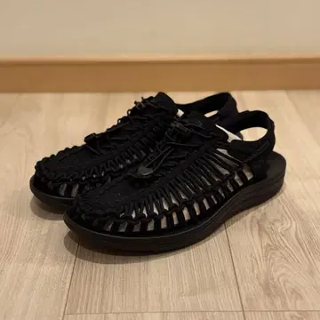 KEEN UNEEK 샌들 27cm 블랙