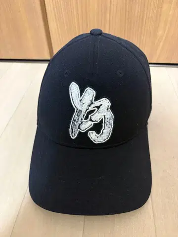 Y-3 블랙 캡