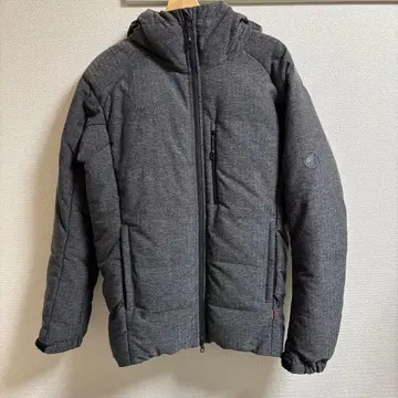 새상품급 MAMMUT 화이트 혼 후디드 다운 자켓 아시아 L 사이즈