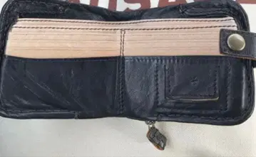 블랙 가죽 컴팩트 에바고스