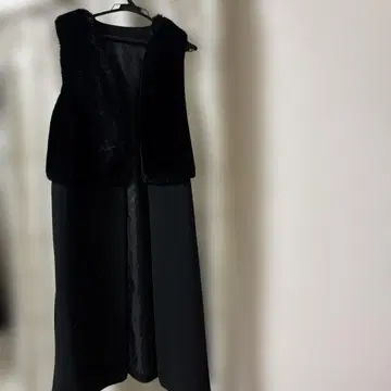 블랙 퍼 롱 베스트