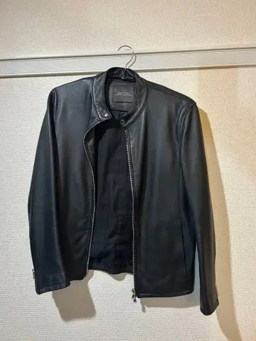 블랙 가죽 싱글 라이더 자켓