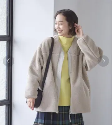 새상품급 니코앤드 리버서블 보아 퀼트 블루종 M 베이지