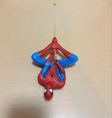 USJ 한정판 스파이더맨 매달리는 형 피규어