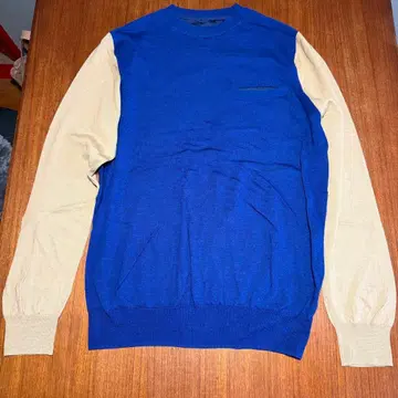 SACAI 배색 얇은 소재 니트