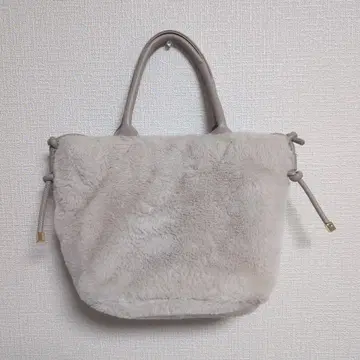 퍼 핸드백 그레이