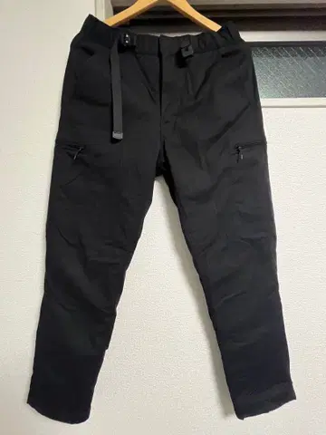 UNIQLO 웜 팬츠 M 사이즈 블랙