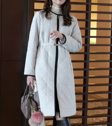 JUSGLITTY 퀼팅 충전솜 미들 코트