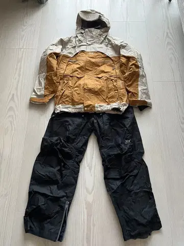 HellyHansen 헬리한센 스노우보드 의류 L