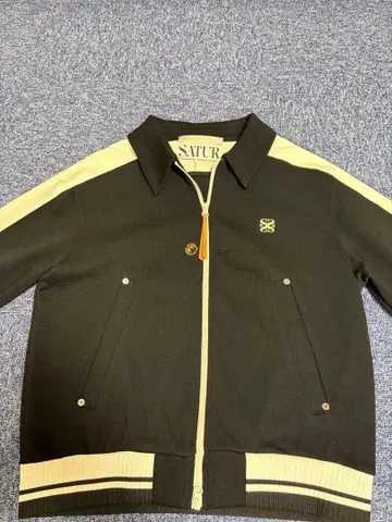 SATUR 집업 자켓 트랙 자켓 블랙/아이보리