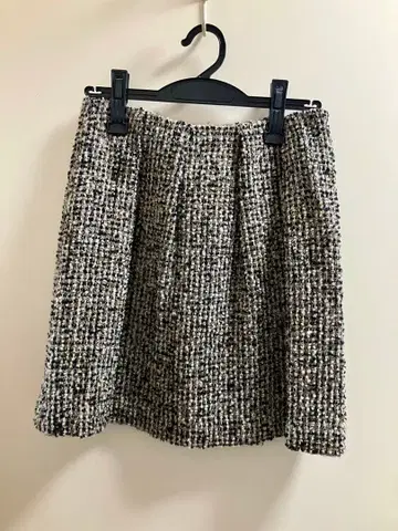 새상품급 스픽앤스팬 트위드 플리츠 미니 스커트