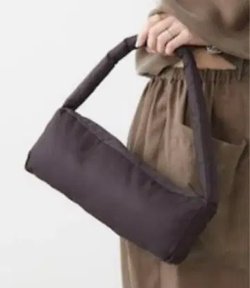 Plage KOKYO RECTANGULO PUFF 백