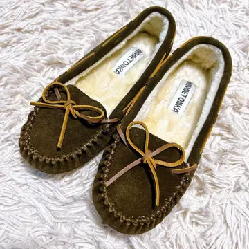 미네통카 다크 브라운 리본 포함 모카신 23.5cm