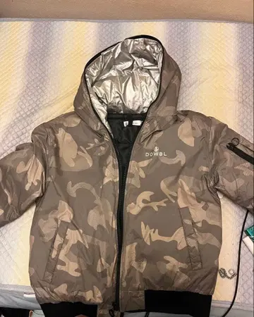 DOWBL 카모플라쥬 다운 자켓