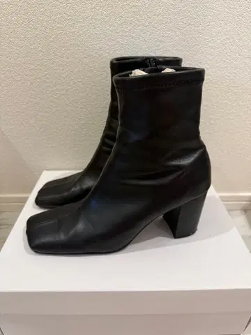 FRAY ID 램 가죽 숏부츠