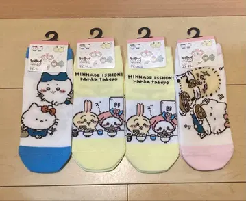 치이카와 산리오 콜라보 양말