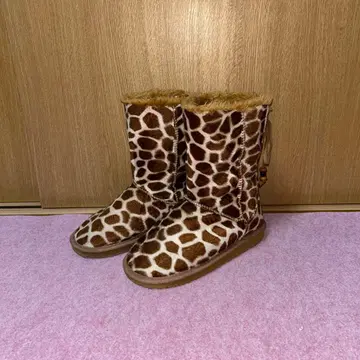 기린 패턴 인조 모피 숏부츠