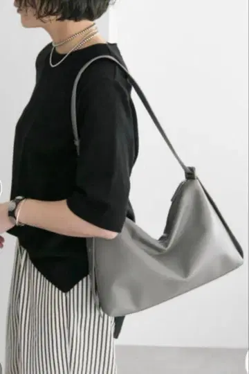 ear PAPILLONNER 2WAY 가죽 숄더백