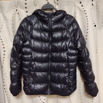 유니클로 라이트 다운 여성용 L 사이즈 블랙