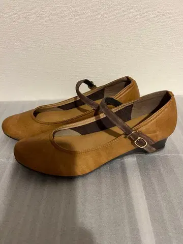 플랫슈즈 브라운