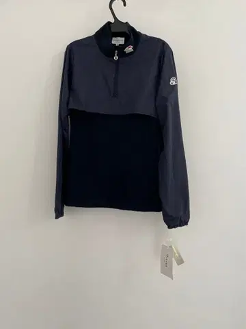 새상품 Picone club 상의