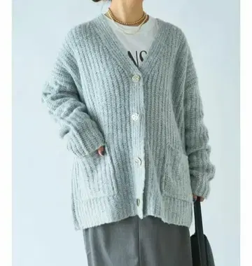 미사용 새상품 un dix cors 앤디콜 V넥 니트 가디건