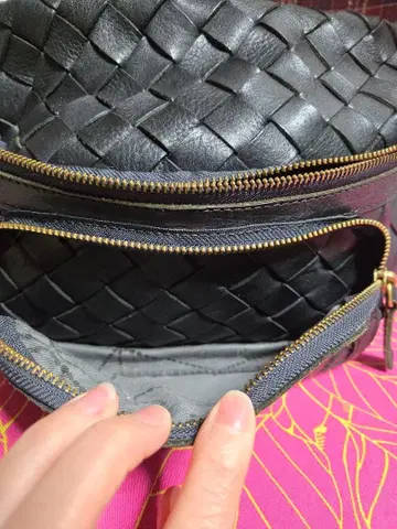 주케로 블랙 가죽 숄더백