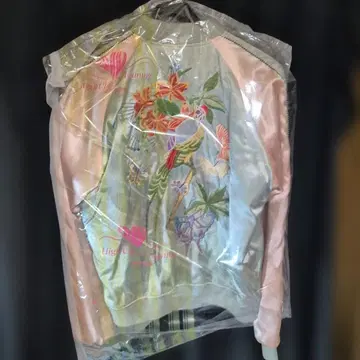 화조풍월입니다. 꽃무늬 자수 스카잔 스카이블루 핑크