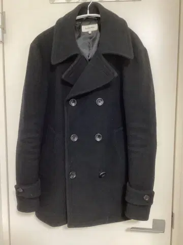 블랙 울 피 코트