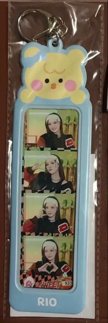 NiziU Nizoo 리오 리요 4컷 사진 홀더