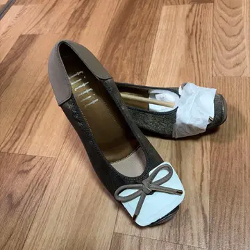 fitfit 리본 포함 펌프스 22.5cm