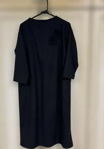 다크 그레이 꽃 자수 7부 소매 롱 원피스