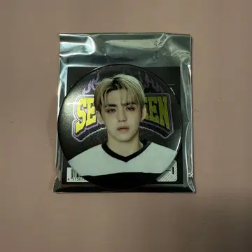 SEVENTEEN HOME 에스크프스 캔뱃지