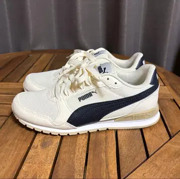 새상품급 PUMA 여성용 스니커즈