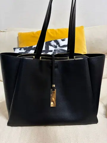 INDIVI 블랙 토트백