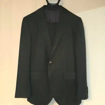 더 수트 컴퍼니 카노니코 수트 다크 그린