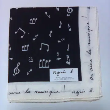 agnis b. 음악 모티브 손수건