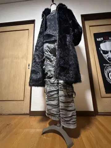 퍼 후드 부착 롱 코트