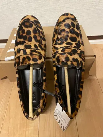 ZARA 레오파드 무늬 로퍼 38