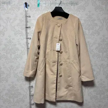 새상품 titty&Co. 베이지 롱 코트 노카라