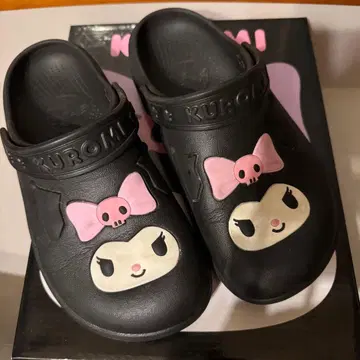 쿠로미 클로그 샌들 [ L ] 오리지널 박스 포함