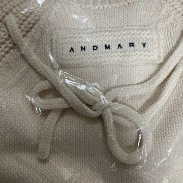 andmary Casey 니트 탑 아이보리