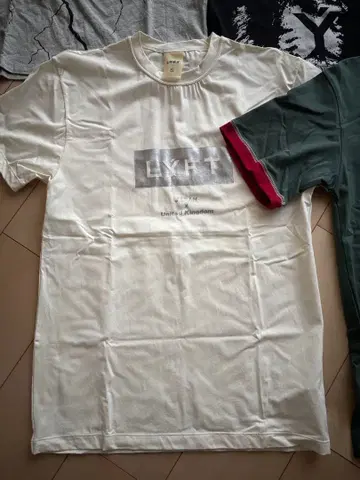LYFT 프린트 화이트 T셔츠