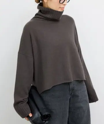 DeuxiemeClasse Neo Cropped 터틀넥 풀오버