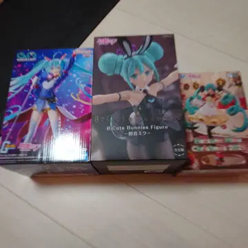 하츠네 미쿠 BiCute Bunnies Figure 크리스마스 2025