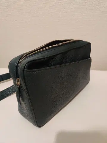 마더하우스 리니어 가죽 숄더백 블랙