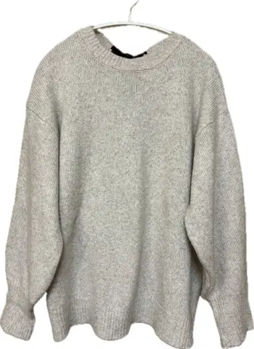 리본 포함 그레이 긴팔 니트 스웨터